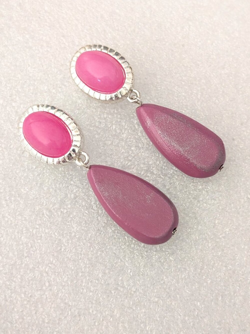 Bubble gum pink beaded with mauve resin bead clip on earrings